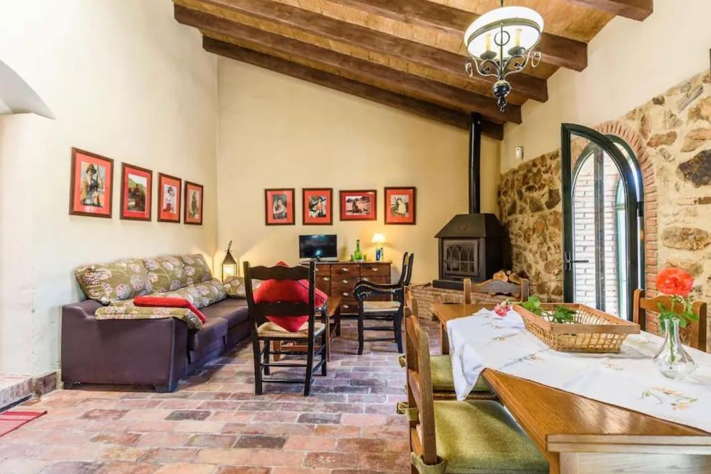 Casa Cortijo En Dehesa Sierra Leon Villa La Puebla de los Infantes Exteriör bild