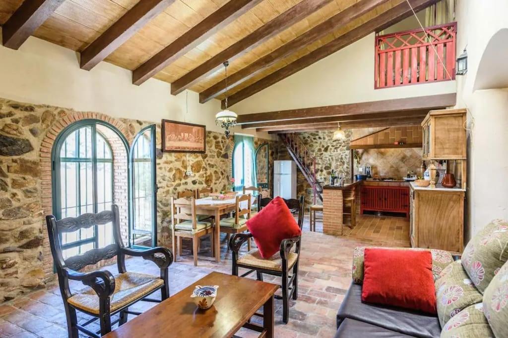 Casa Cortijo En Dehesa Sierra Leon Villa La Puebla de los Infantes Exteriör bild