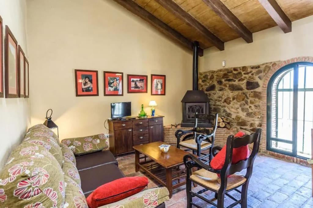 Casa Cortijo En Dehesa Sierra Leon Villa La Puebla de los Infantes Exteriör bild